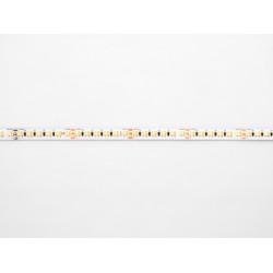 Светодиодная лента LP STANDARD 2835 240/м (24Вт/м) 24В CCT, 5м Светодиодная лента LP STANDARD 2835 240/м (24Вт/м) 24В CCT, 5м