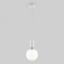 Купить Подвесной светильник со стеклянным плафоном 50151/1 белый Подвесной светильник со стеклянным плафоном 50151/1 белый